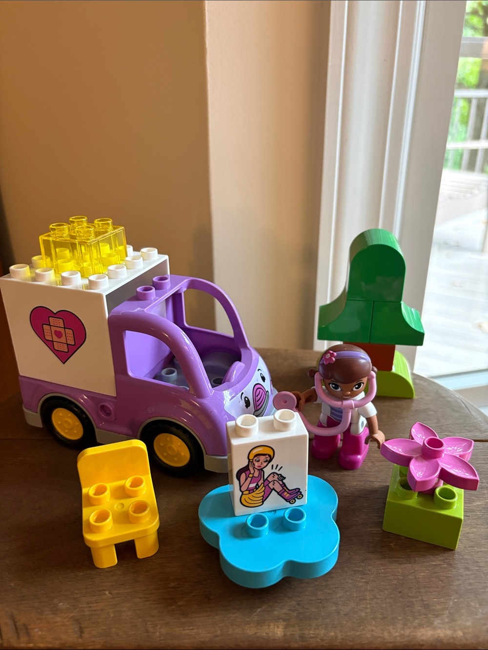 Lego duplo Doc McStuffins play set